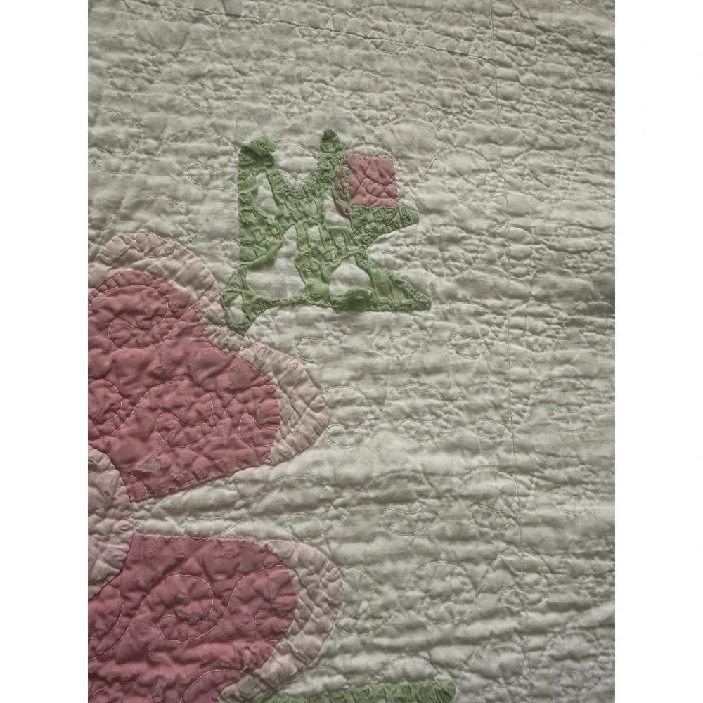 Vintage Wild Rose Quilt w/Hand-Stitched Floral Border, 1930s (78